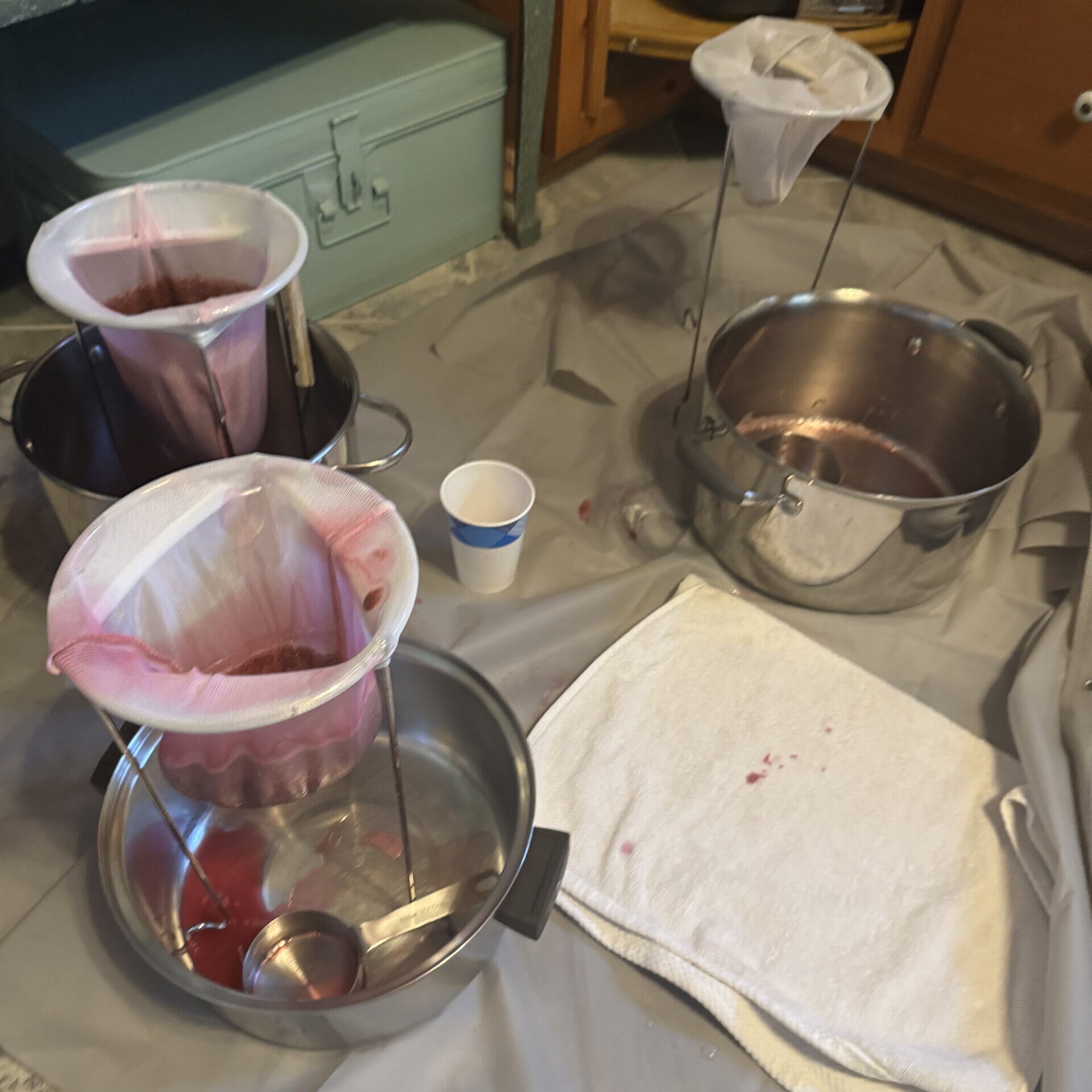 Jelly drip strainer bags